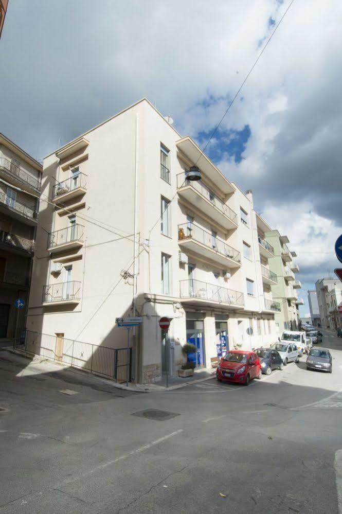 Dimora Cappuccini Guest House 奇斯泰尼诺 外观 照片