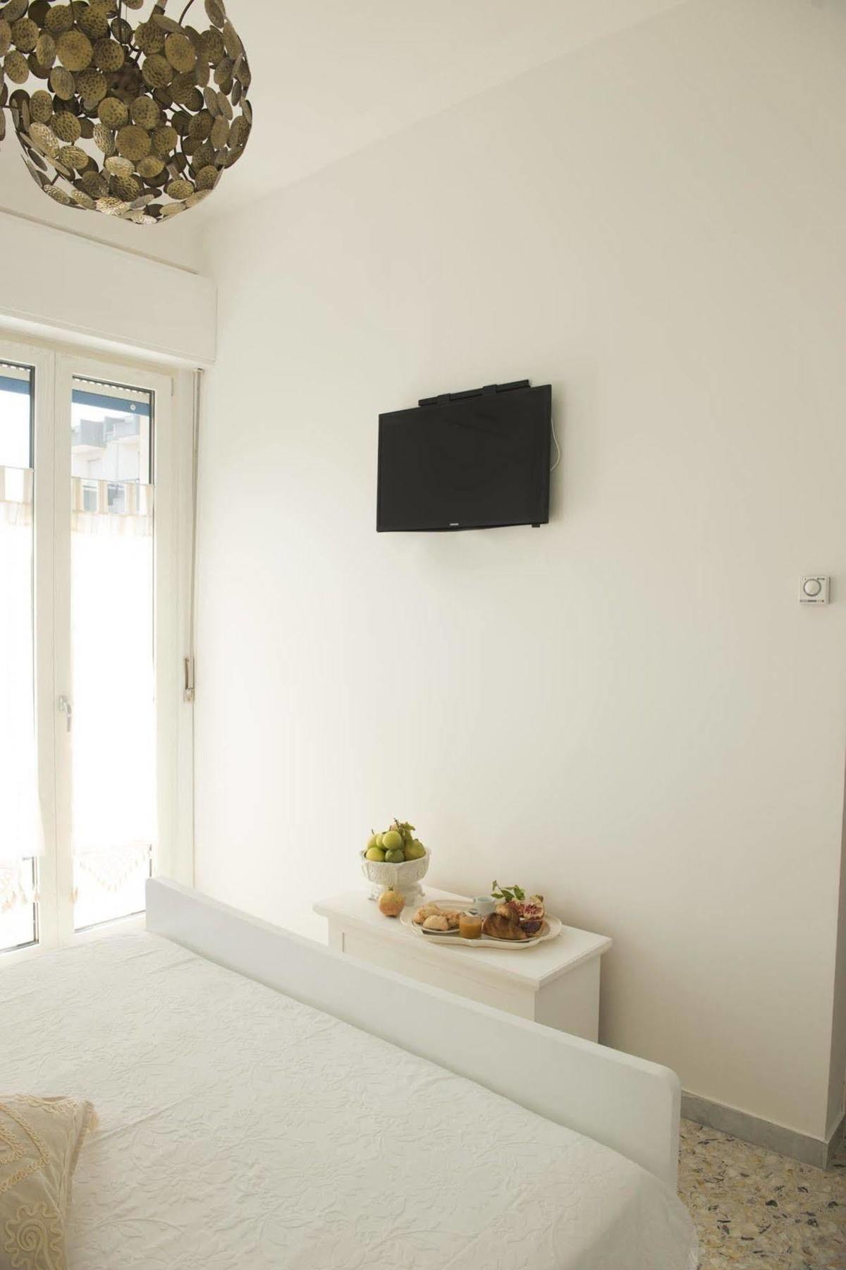 Dimora Cappuccini Guest House 奇斯泰尼诺 外观 照片